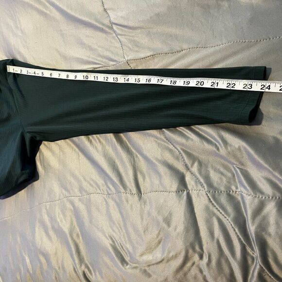 Women's XL Aerie OFFLINE Green LS Crop - Picture 9 of 9